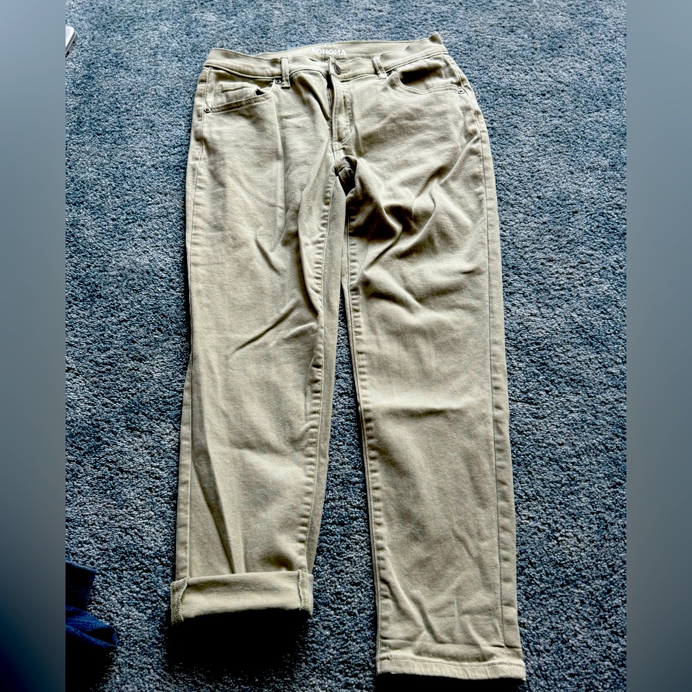 Sonoma Girlfriend style Capri grey color